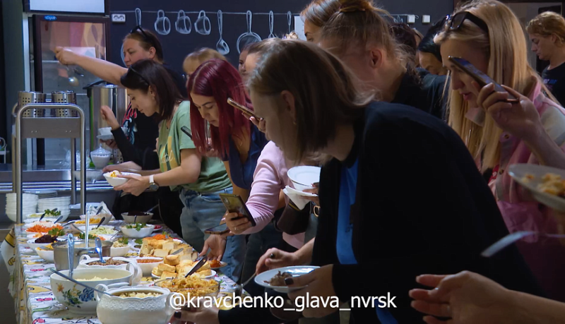 Оценить организацию работы пищеблоков и узнать, что едят дети, смогли родители новороссийских школьников