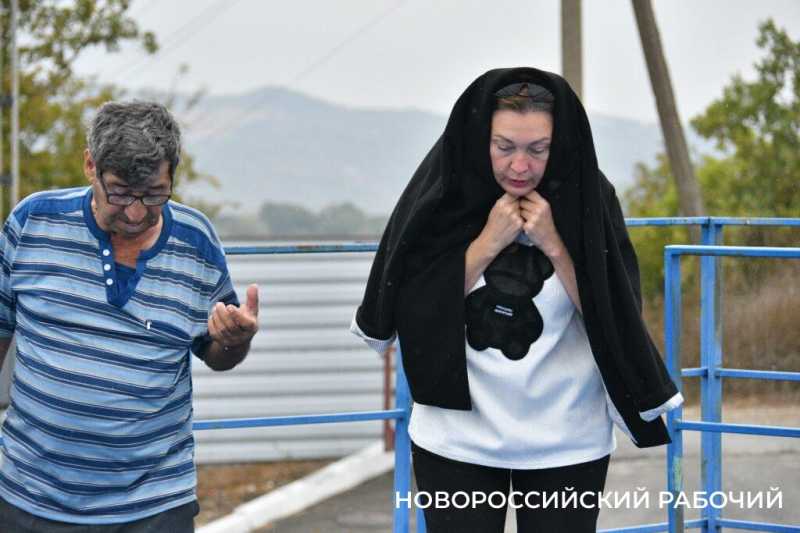 Очистные сооружения под Новороссийском освятил священник. Пошла чистая вода. Совпадение?     