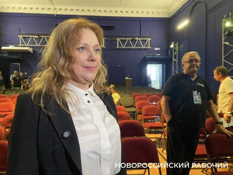 С образа Пушкина сняли лишний пафос. Новороссийцам показали моноспектакль