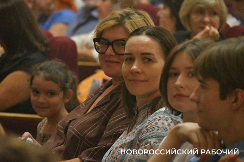 «Шли на Башмета». Новороссийск еще долго будет вспоминать уникальный спектакль