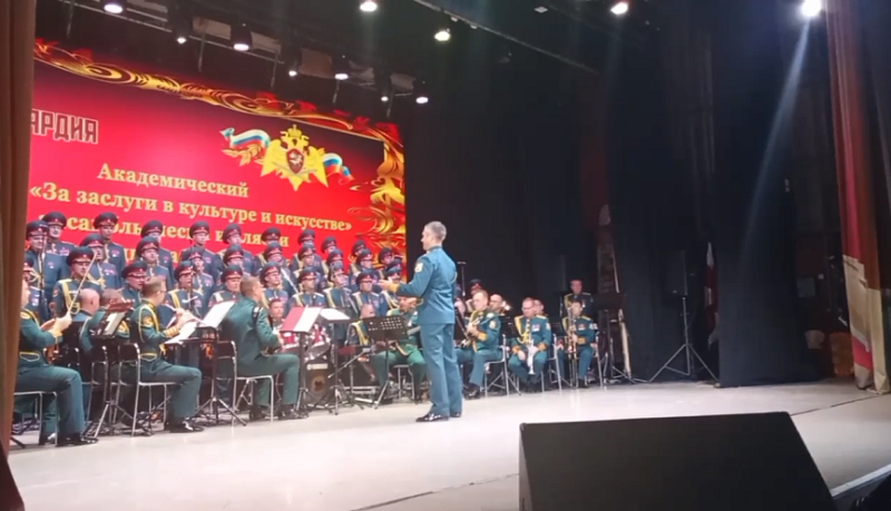 В городе-герое Новороссийске состоялся грандиозный концерт Академического ансамбля песни и пляски войск национальной гвардии Российской Федерации