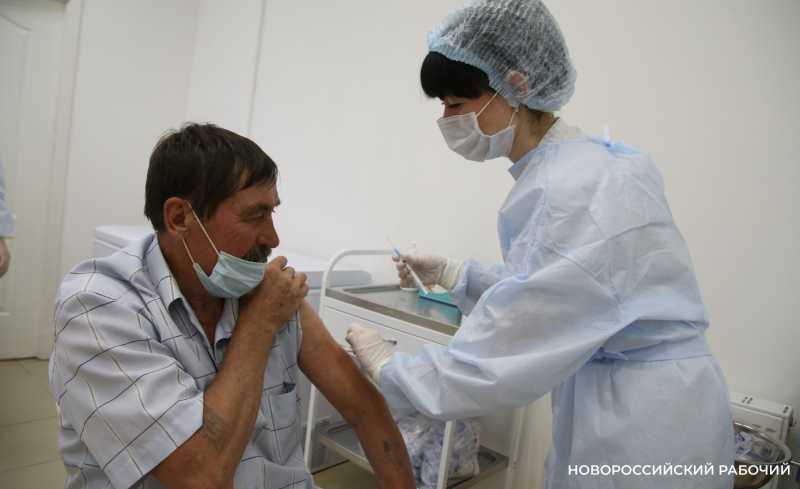 В Новороссийске можно пойти на рынок и заодно сделать прививку от гриппа