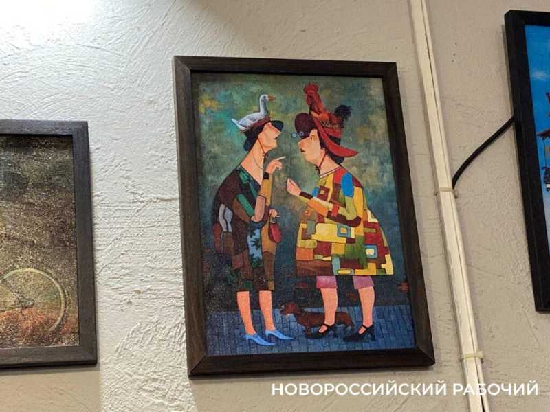 В Новороссийске открылась выставка художника, чью картину купил Рокфеллер