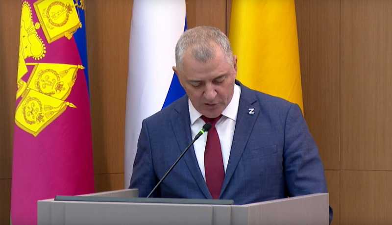 В Новороссийске продолжается борьба с нелегальными перевозками пассажиров и багажа легковыми такси, а также с навязыванием услуг