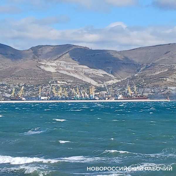 В Новороссийске задул первый холодный осенний норд-ост
