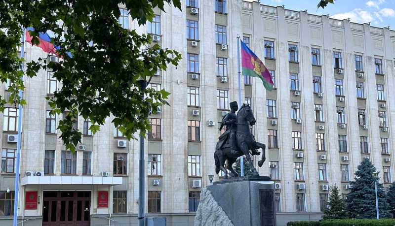 Валентина Матвиенко и Вячеслав Володин поздравили Вениамина Кондратьева с юбилеем