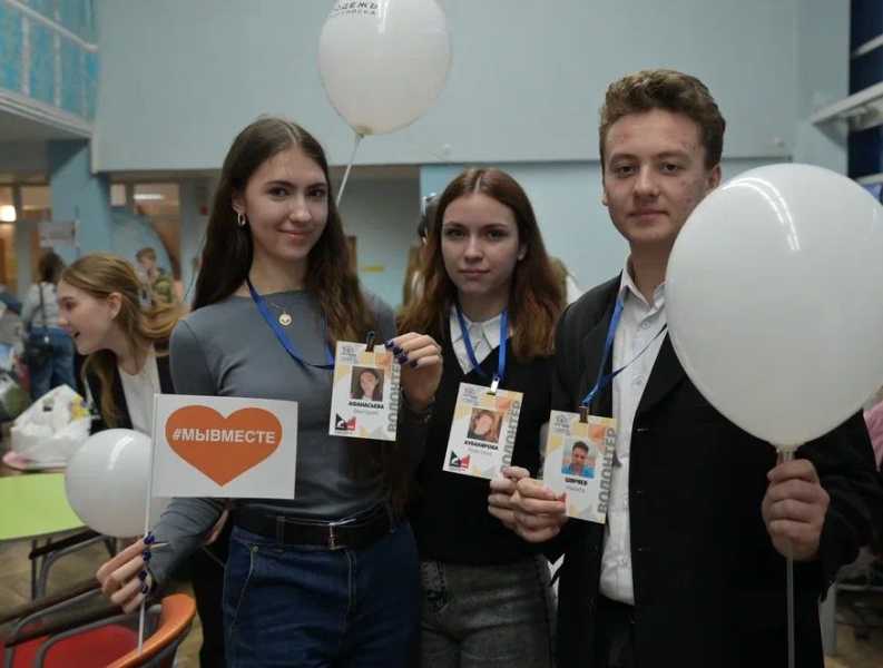 Волонтеры Добро.Центра Новороссийска помогают тем, кто нуждается в помощи