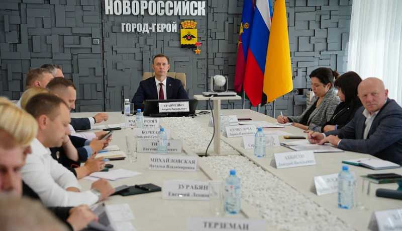 Андрей Кравченко рассказал, какие меры социальной поддержки и помощи могут получить участники СВО и их семьи в городе-герое Новороссийске