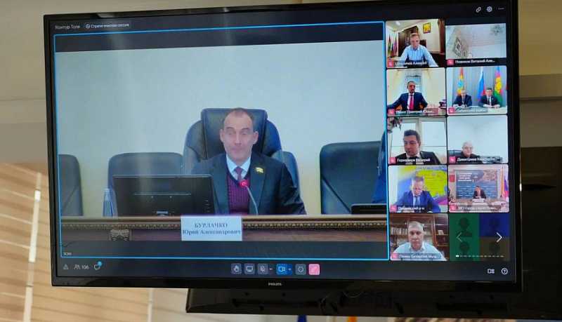 Андрей Кравченко: Реализация Стратегии социально-экономического развития Новороссийска до 2030 года успешно продвигается через 13 флагманских муниципальных проектов