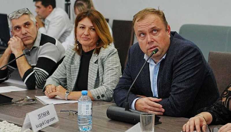 Андрей Кравченко встретился с участниками городского образовательного проекта «ГЛАВная команда»
