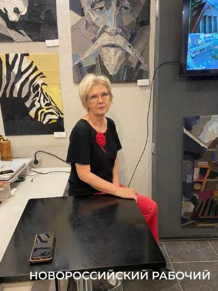 Архитектор из Новороссийска сделала джинсы предметом искусства