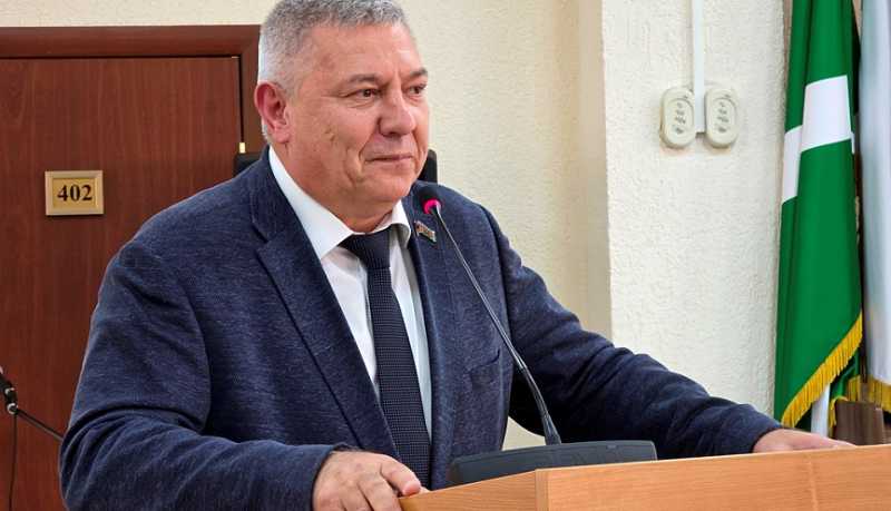 Надежная защита экономических интересов России: накануне профессионального праздника сотрудников Новороссийской таможни поблагодарили за службу