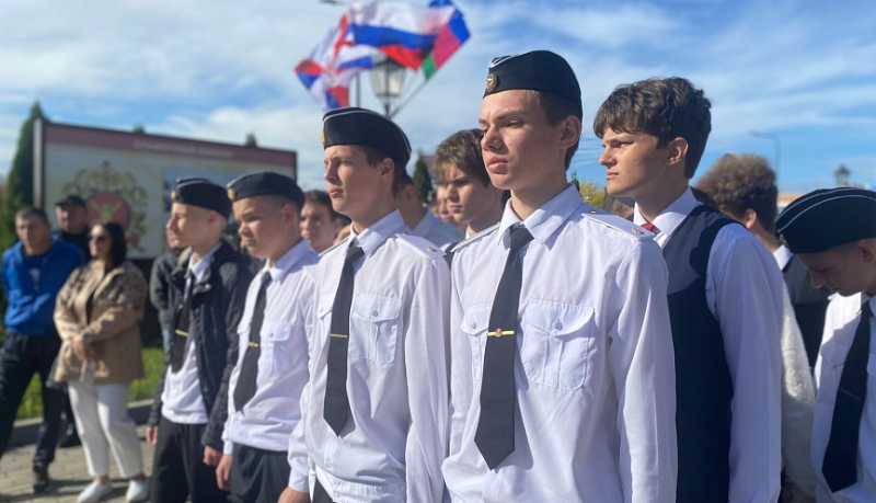 Новороссийские кадеты побывали в гостях у Краснодарского высшего военного училища имени генерала армии С.М. Штеменко