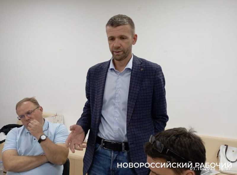 Оставьте парку тишину! В Новороссийске обсудили перспективы Октябрьской площади