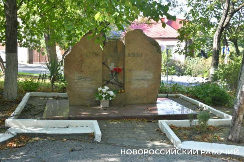 Оставьте парку тишину! В Новороссийске обсудили перспективы Октябрьской площади