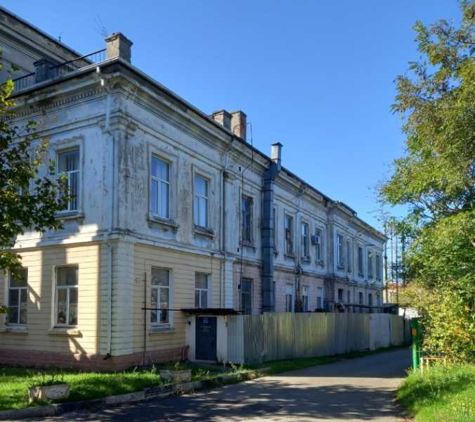 Ремонт дореволюционного «клуба Маркова» в Новороссийске переносится. Работы из-за недобросовестного подрядчика начали заново