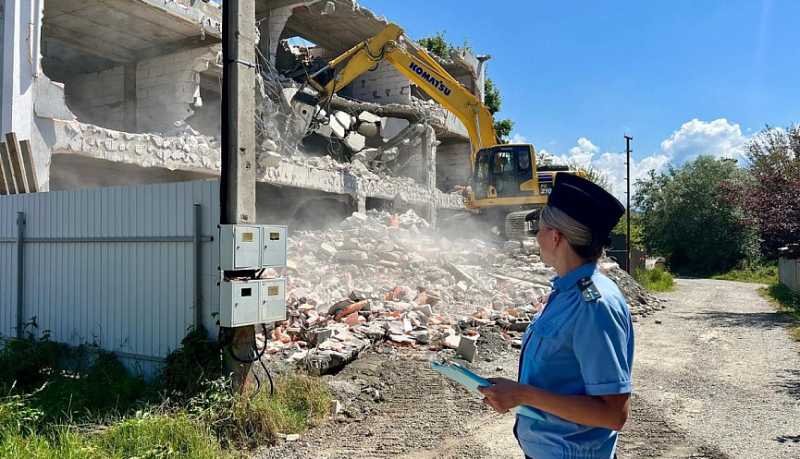 Самострои: в Абрау-Дюрсо по семи объектам идут суды