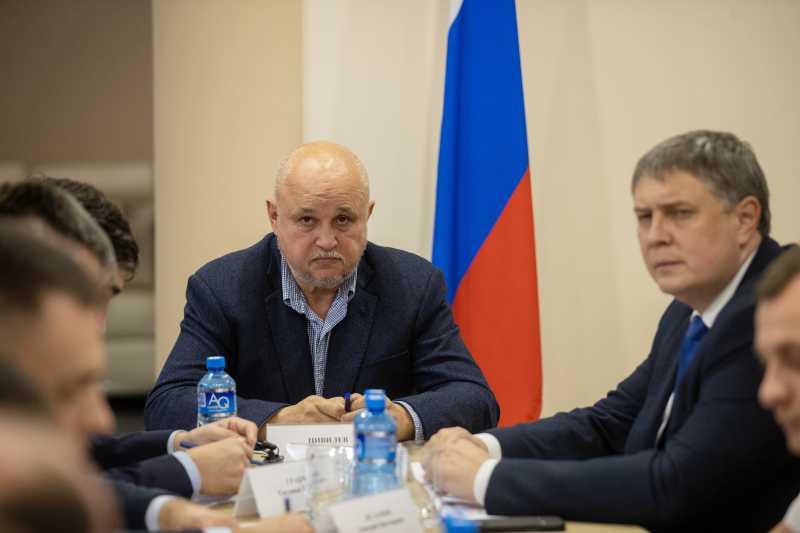 Сергей Цивилев обсудил работу энергокомплекса Кубани