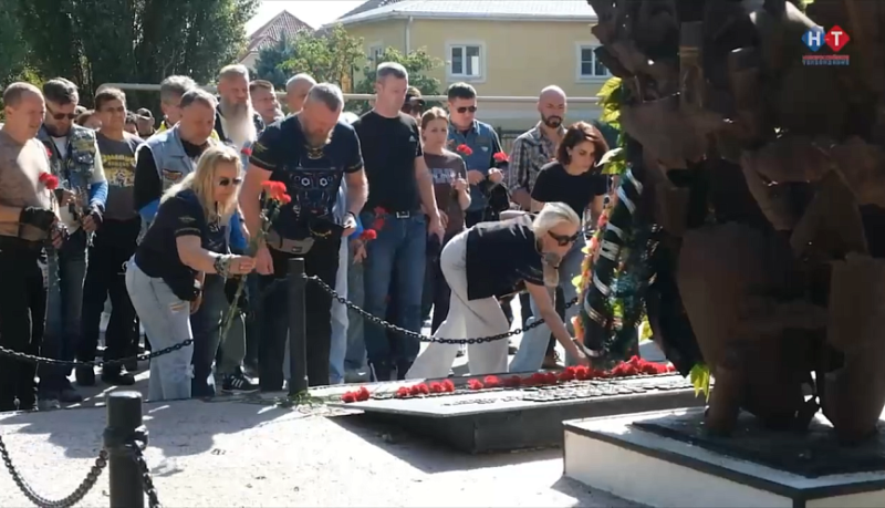 Участники мотопробега, посвященного 80-летию Победы в Великой Отечественной войне, посетили город-герой Новороссийск