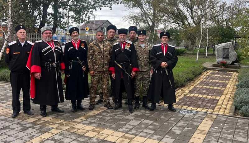 В честь празднования Дня кубанского казачьего войска в сельских школах Новороссийска прошли обряды посвящения в казачата