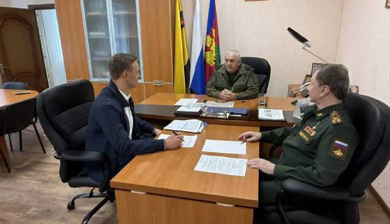 В городе-герое Новороссийске продолжается масштабная работа по отбору граждан на военную службу по контракту