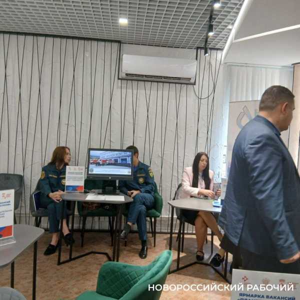 В Новороссийске — 7,5 тысяч вакансий. Какие зарплаты и «плюшки» предлагают рабочим?