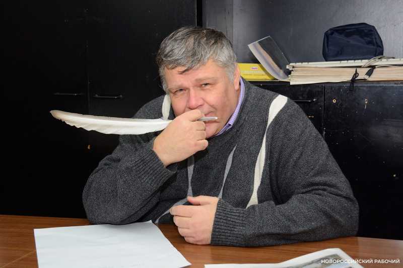 В Новороссийске монтируют выставку, посвященную журналисту &laquo;Новороссийского рабочего&raquo; Евгению Лапину