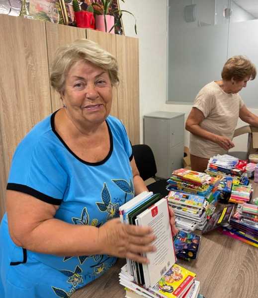 В Новороссийске началась акция по сбору книг для детских библиотек прифронтовых районов