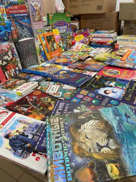 В Новороссийске началась акция по сбору книг для детских библиотек прифронтовых районов