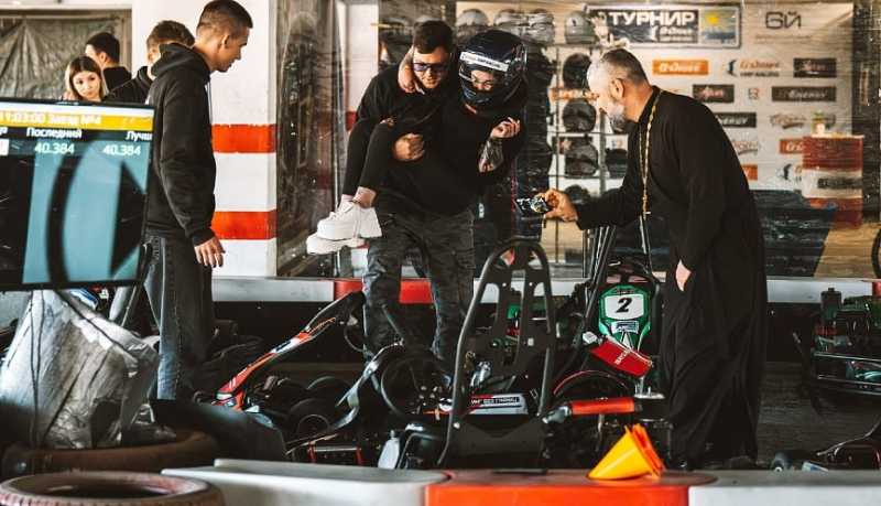 В Новороссийске открылся уникальный центр адаптивного картинга