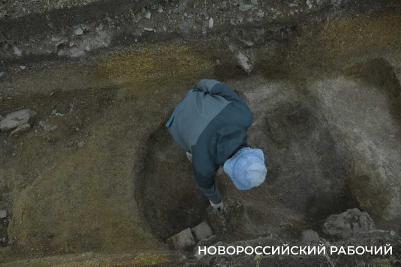 В Новороссийске при раскопках на Малой земле сделаны новые уникальные находки