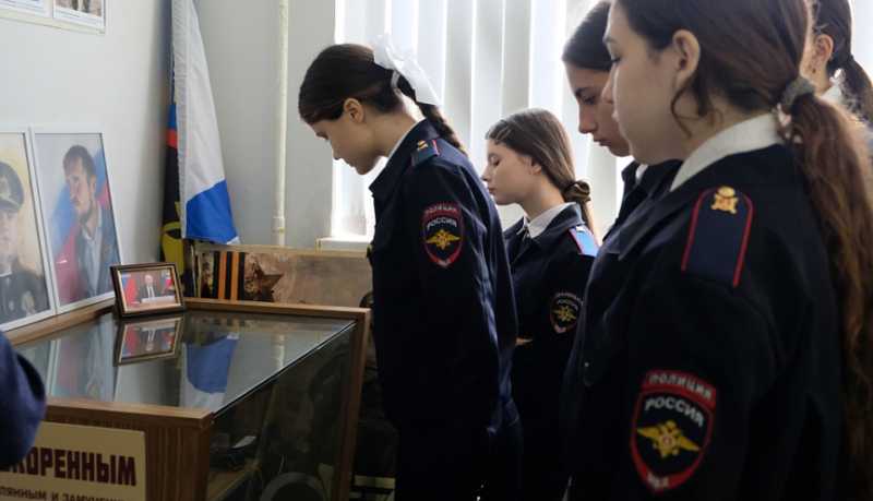 В Новороссийске следователи и общественники провели профориентационные мастер-классы для студентов и старшеклассников в рамках Всероссийского  фестиваля &laquo;Наука 0+&raquo;