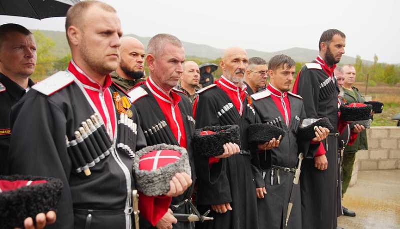 В пригороде Новороссийска состоялся чин закладки храма в честь Воздвижения Честного и Животворящего Креста Господня