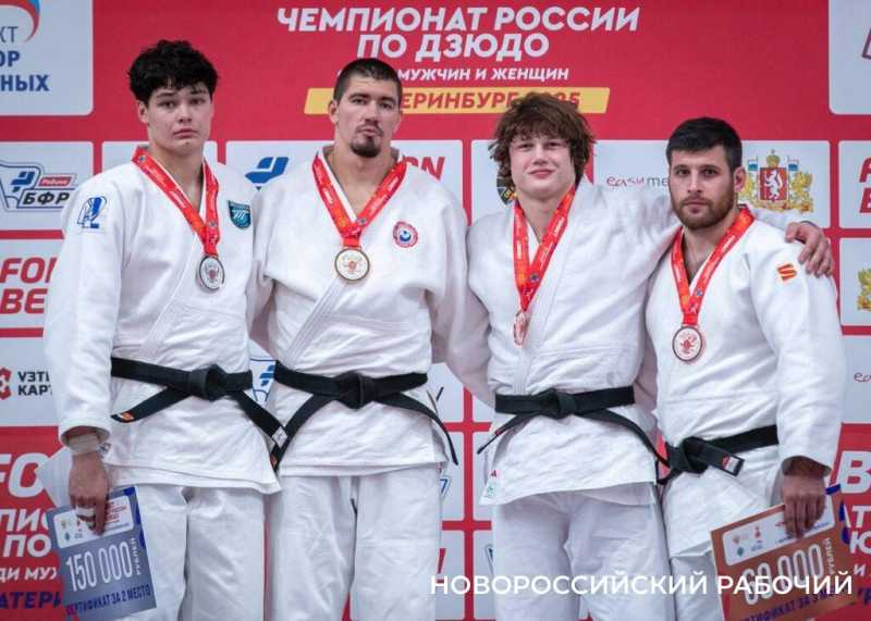 Валерий Ендовицкий из Новороссийска стал трехкратным чемпионом России по дзюдо