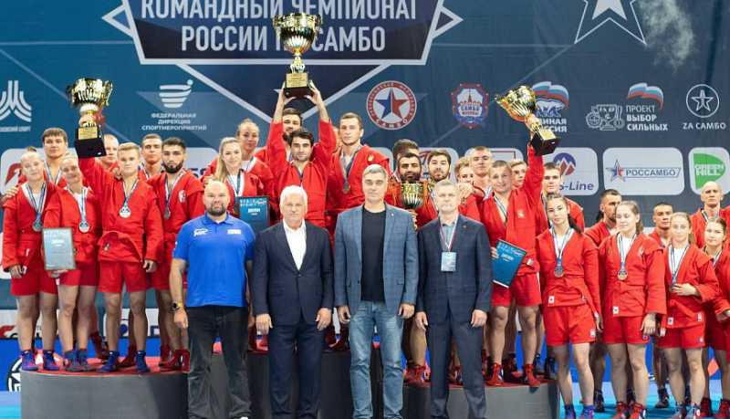 Вениамин Кондратьев: В Краснодарском крае работают более пяти тысяч тренеров