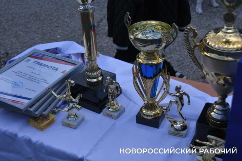 «Выхожу на поле и как будто прозреваю!» В Новороссийске умеют играть в футбол на слух