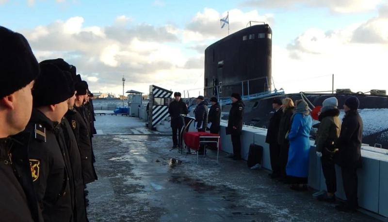 11 лет назад был поднят Военно-морской флаг на большой подводной лодке Б-261 &laquo;Новороссийск&raquo;