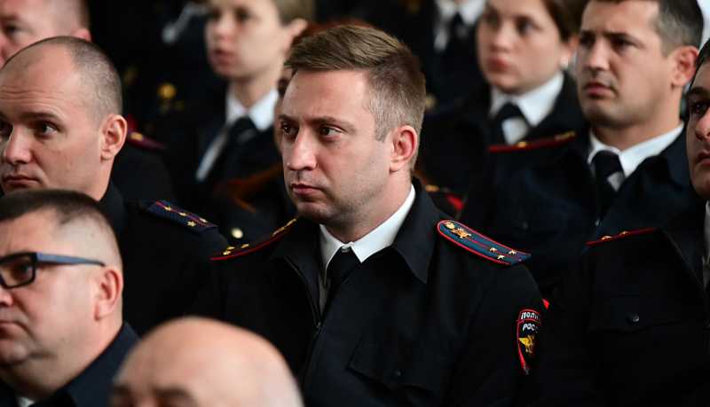  Андрей Кравченко поздравил сотрудников органов внутренних дел Российской Федерации с их профессиональным праздником