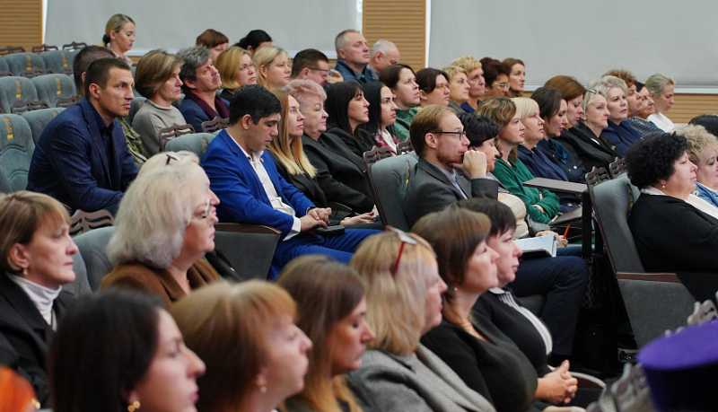 Духовно-нравственное воспитание школьников обсудили на круглом столе 