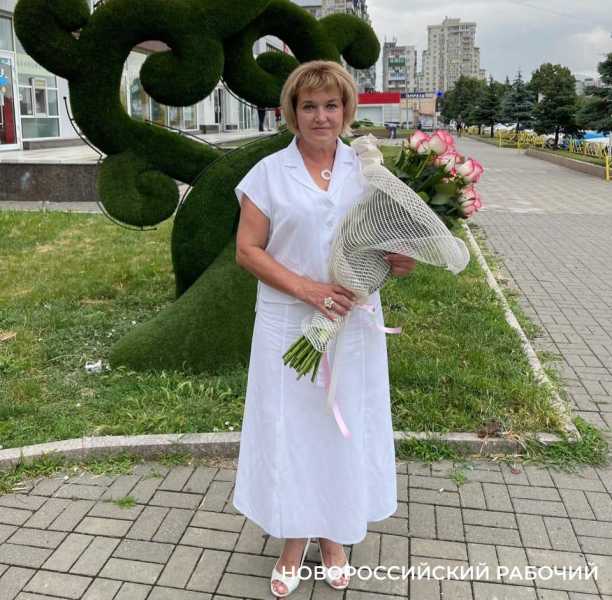 Елена Лесничая. Чтобы вода дошла в дома, нужны мгновенные решения. Представляем кандидата на премию &laquo;Во благо Новороссийска&raquo;