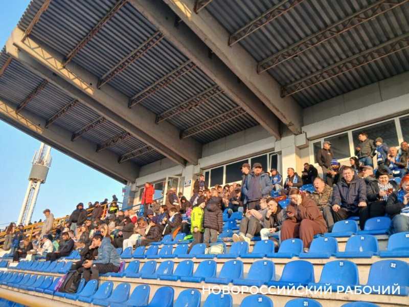 Футболистов новороссийского &laquo;Черноморца&raquo; настраивали быть героями. И победа за ними!