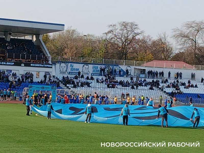 Футболистов новороссийского &laquo;Черноморца&raquo; настраивали быть героями. И победа за ними!