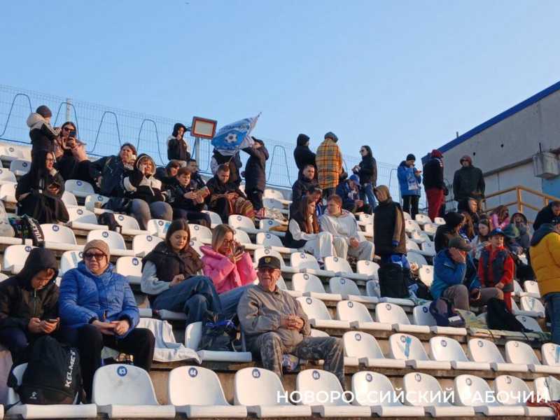 Футболистов новороссийского &laquo;Черноморца&raquo; настраивали быть героями. И победа за ними!