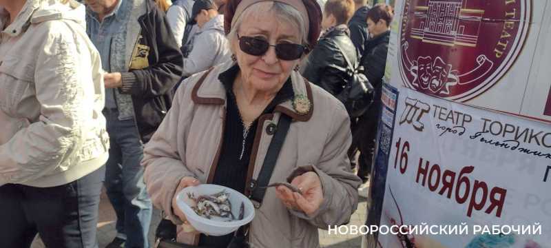 &laquo;Хамса для нас стала недосягаемой!&raquo; Пенсионер из Новороссийска не может позволить себе &laquo;золотую рыбку&raquo;