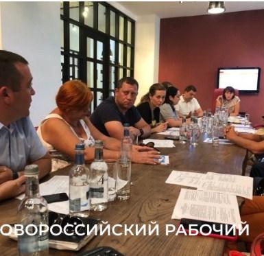 Из чего складывается благополучие. Фонд &laquo;Жизнь Абрау&raquo; продолжает делать жизнь в селе комфортнее и безопаснее