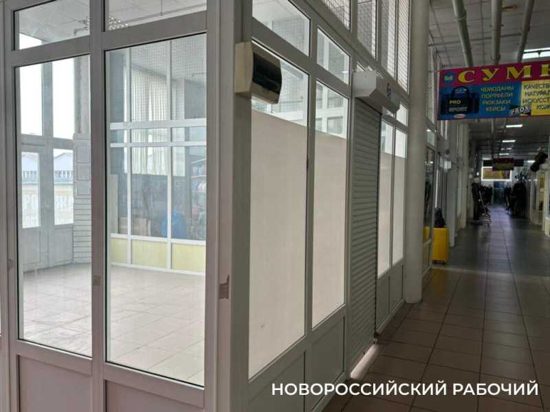 &laquo;Из-за таких как ты, мы и закроемся!&raquo; Вещевому рынку в Новороссийске дают год