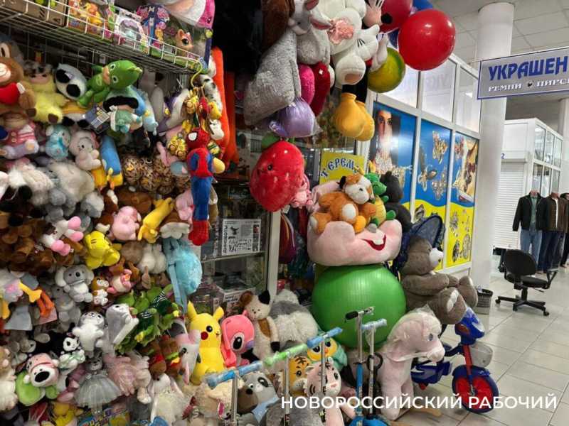 &laquo;Из-за таких как ты, мы и закроемся!&raquo; Вещевому рынку в Новороссийске дают год