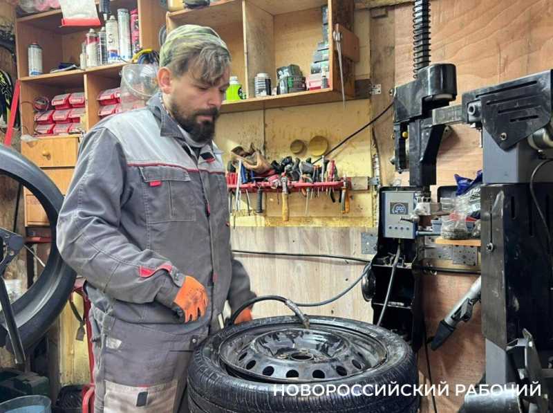 &laquo;Колёса &ndash; это жизнь&raquo;: история успеха новороссийского мастера шиноремонта