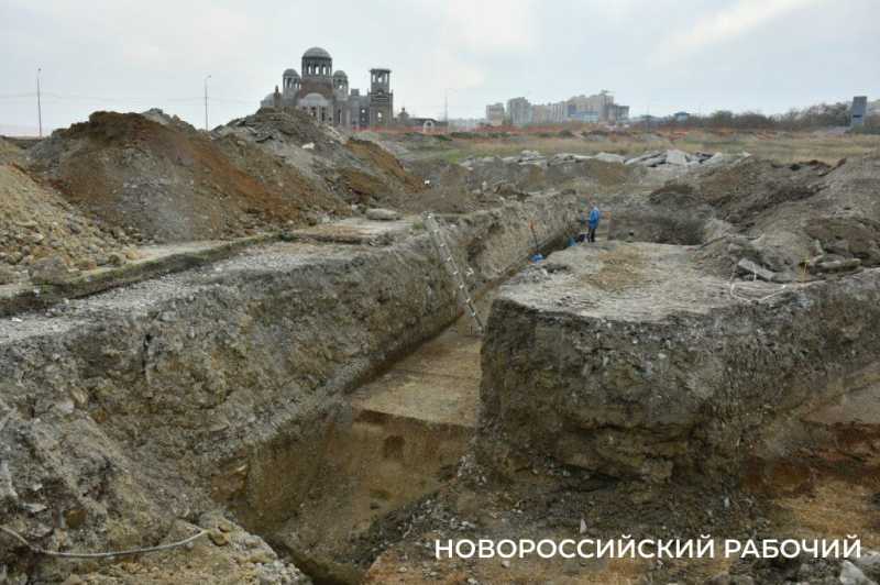Крепость видела основателей Новороссийска! Горожане предлагают сделать музей на месте раскопок Суджук-Кале