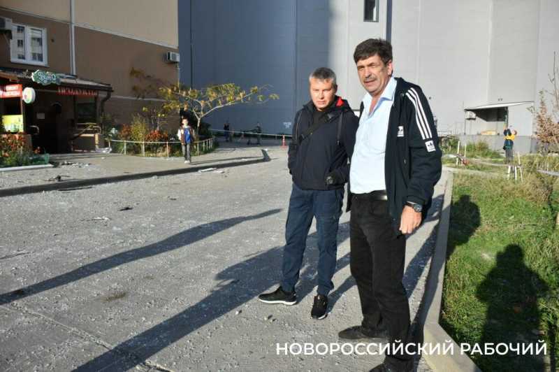 &laquo;Муж оставил нас на парковке и ушел в неизвестность&raquo;. В Новороссийске во время атаки БПЛА спаслись те, кто сделал все по правилам